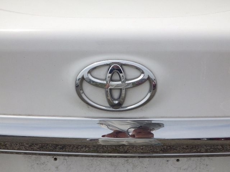 COROLLA AXIO-12