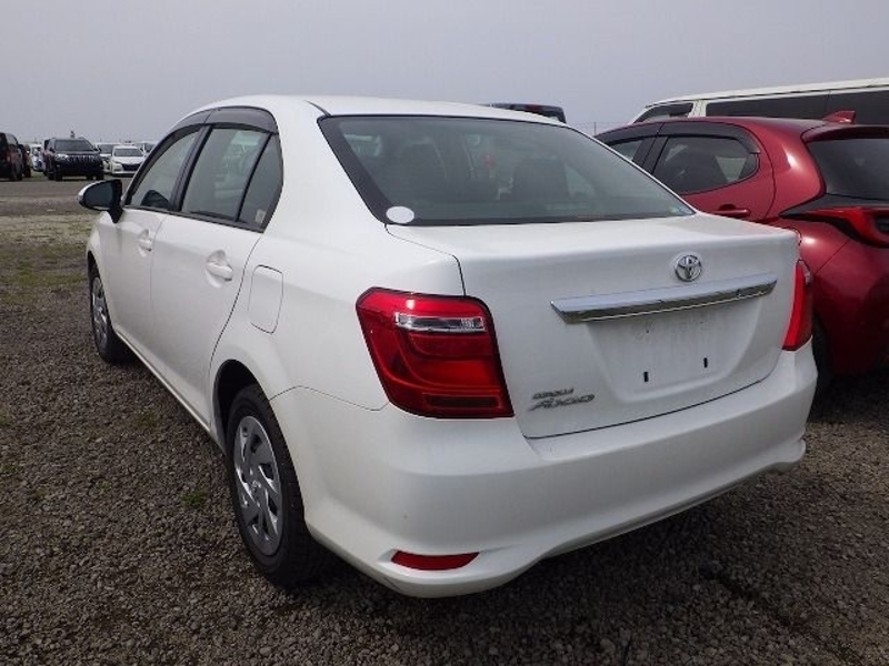 COROLLA AXIO-3