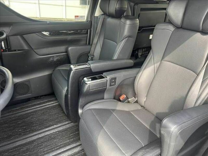 ALPHARD-18