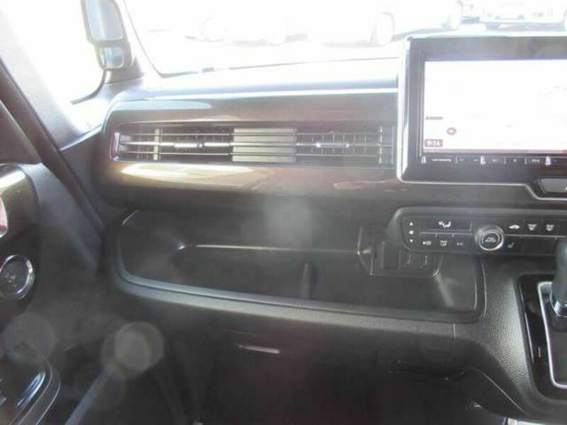 N BOX CUSTOM-13