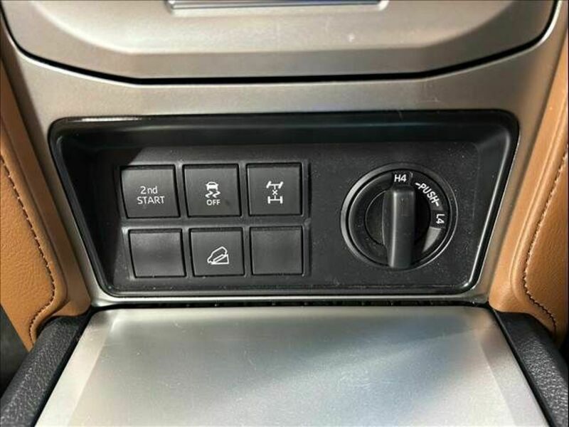 LAND CRUISER PRADO-4