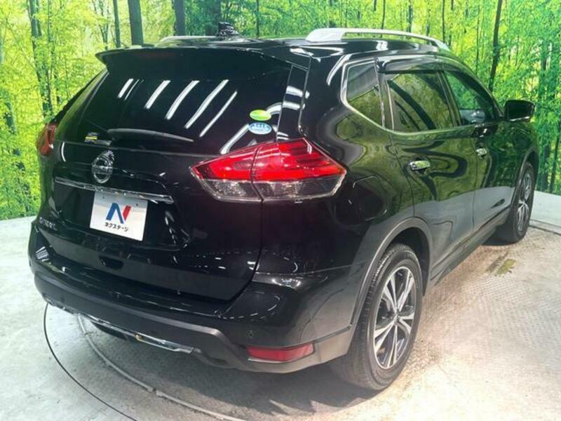 X-TRAIL-16