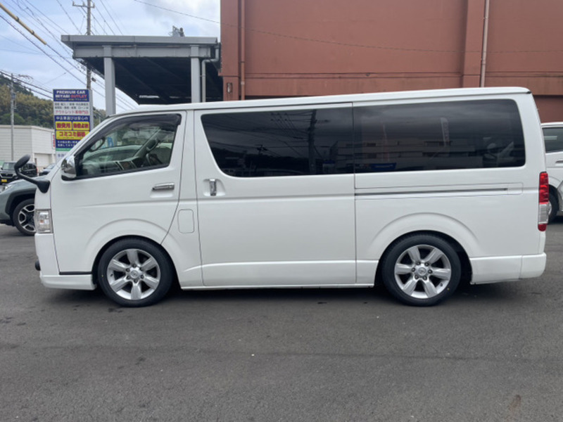 HIACE VAN-8