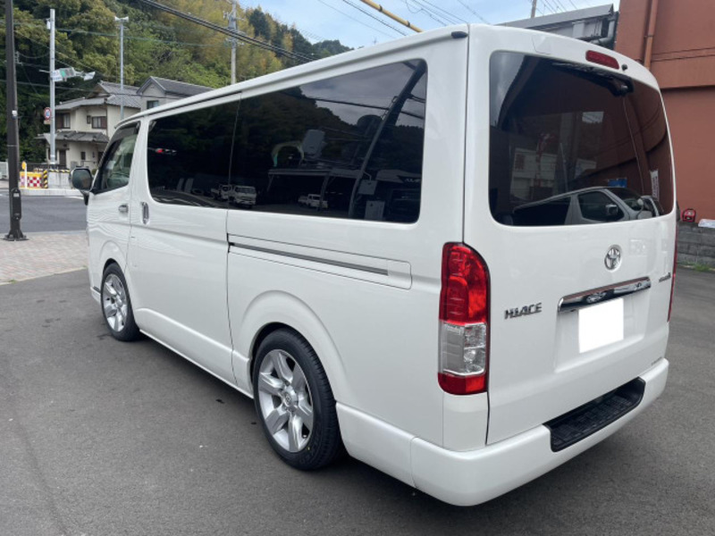 HIACE VAN-6