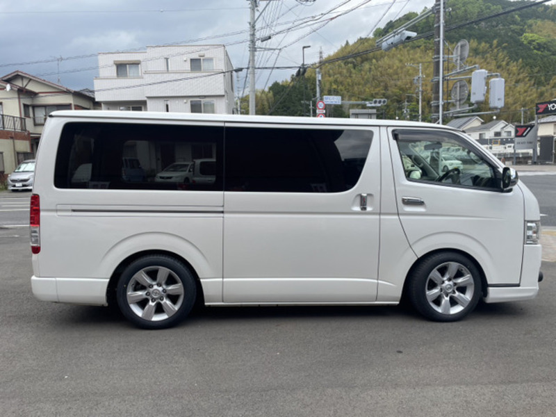 HIACE VAN-7