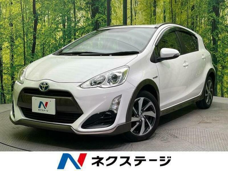 TOYOTA　AQUA