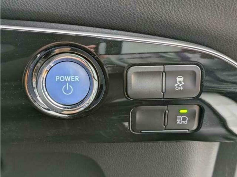 PRIUS-18