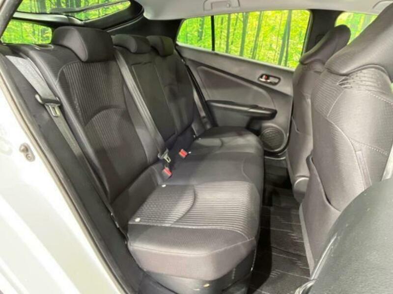PRIUS-9