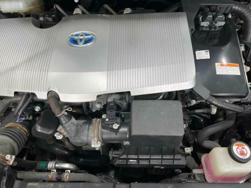 PRIUS-18