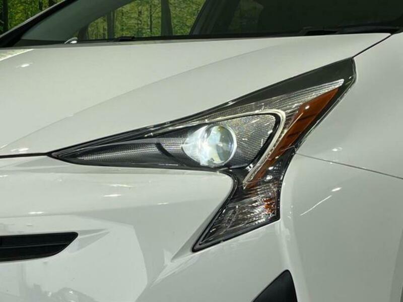 PRIUS-12
