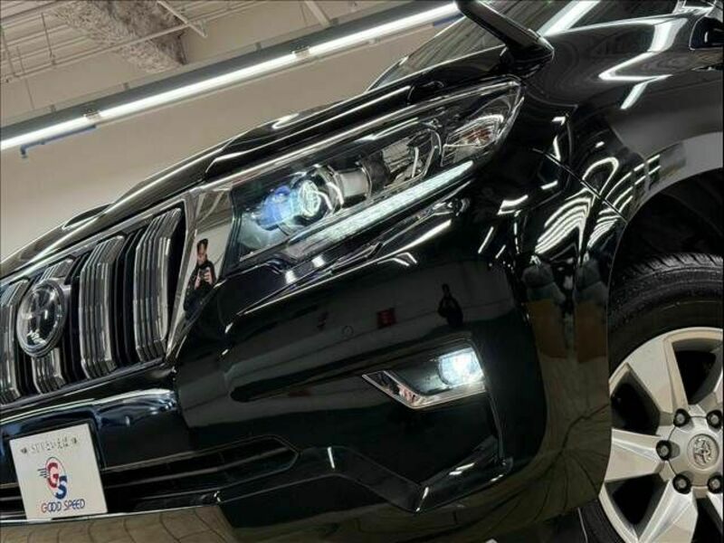 LAND CRUISER PRADO-9