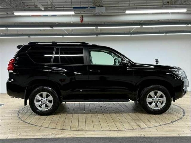 LAND CRUISER PRADO-17