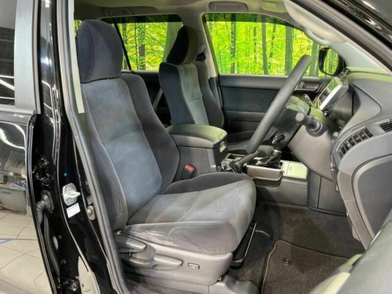 LAND CRUISER PRADO-9