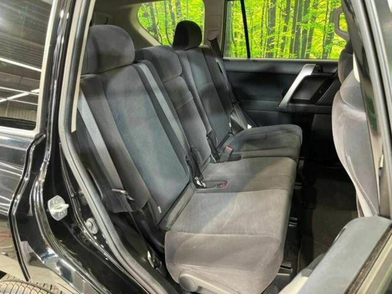 LAND CRUISER PRADO-10