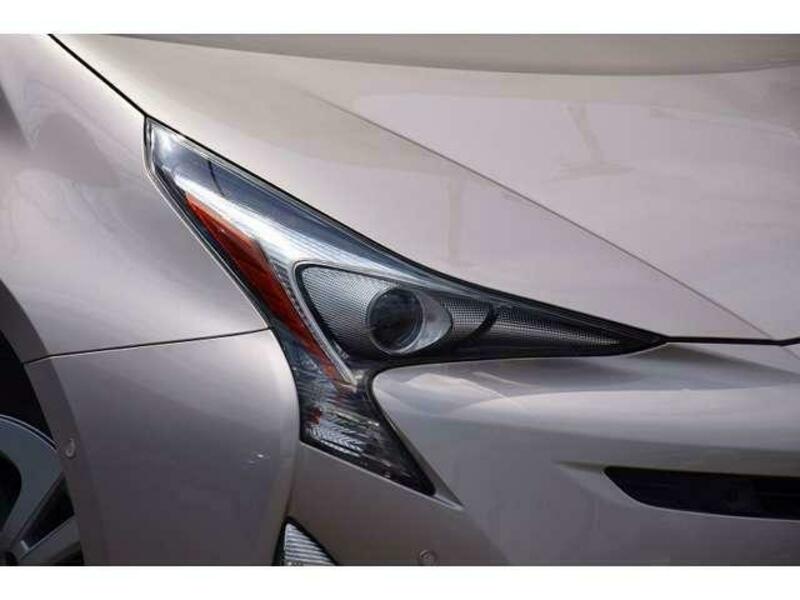 PRIUS-3