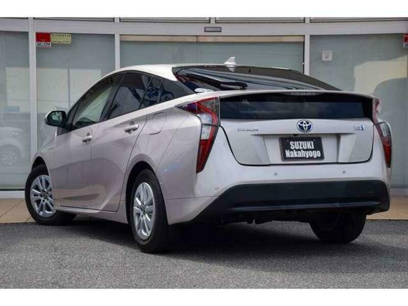 PRIUS-10