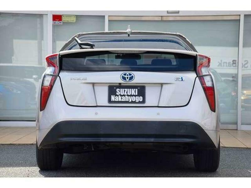 PRIUS-14