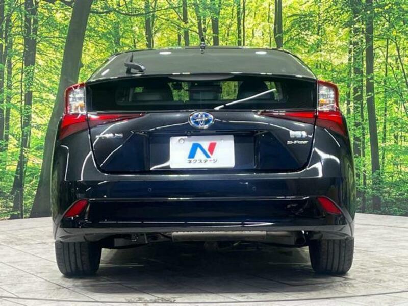 PRIUS-15