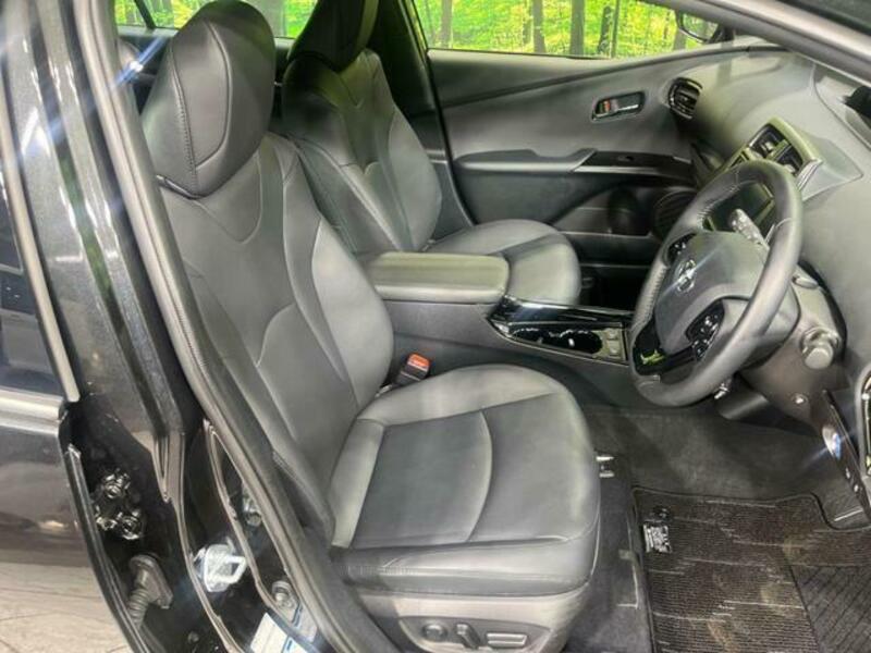 PRIUS-8