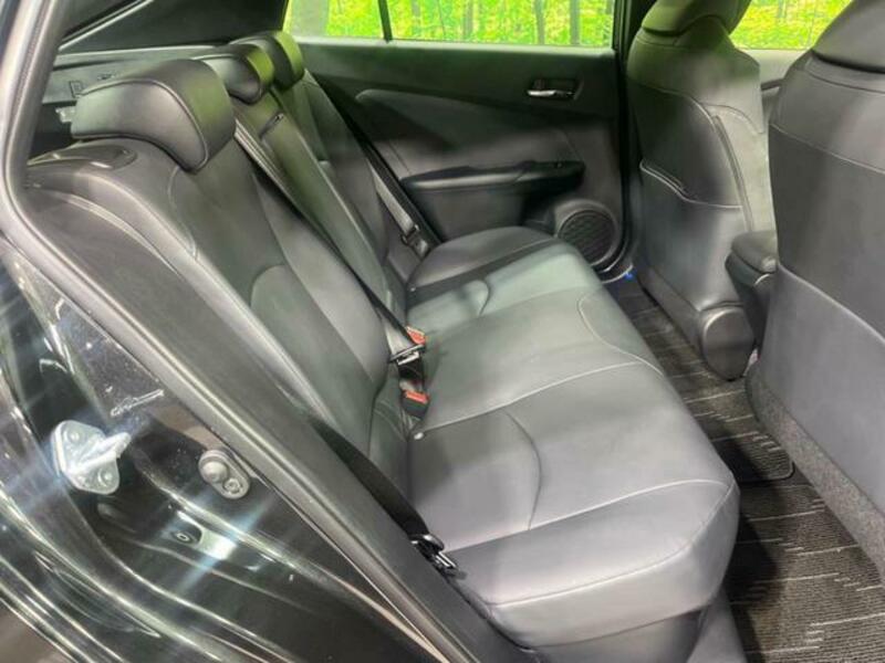 PRIUS-9