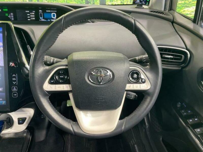 PRIUS PHV-10