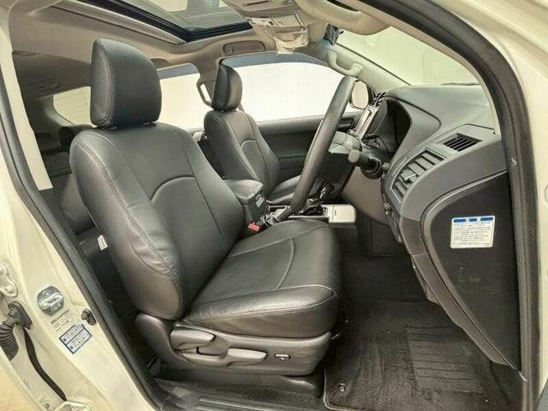 LAND CRUISER PRADO-4