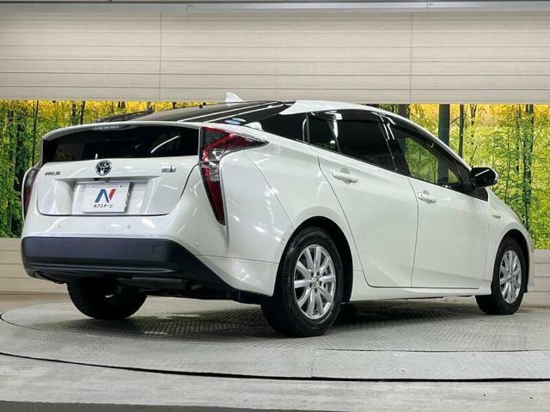 PRIUS-18