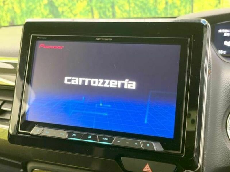 N BOX CUSTOM-2