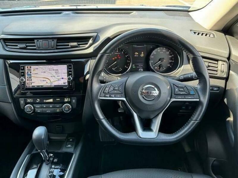 X-TRAIL-13