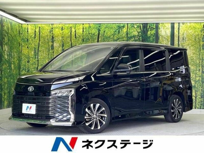 TOYOTA　VOXY