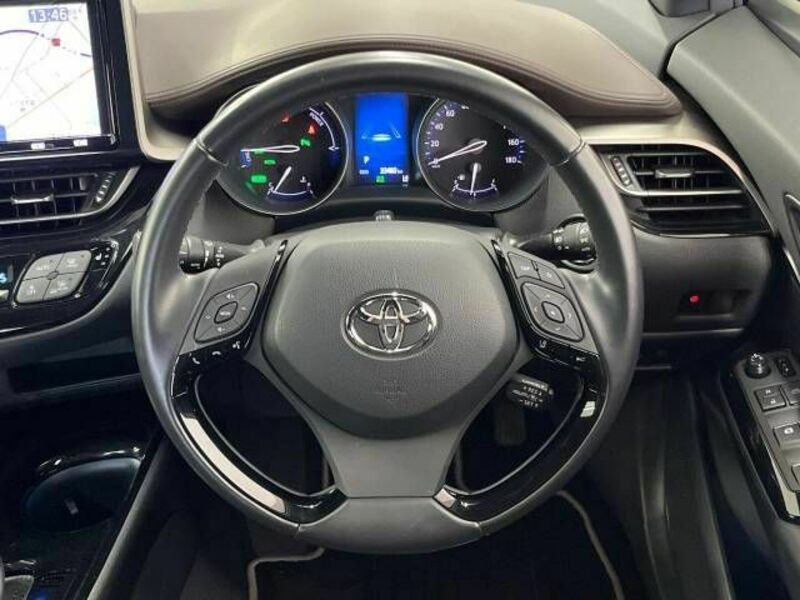 C-HR-10