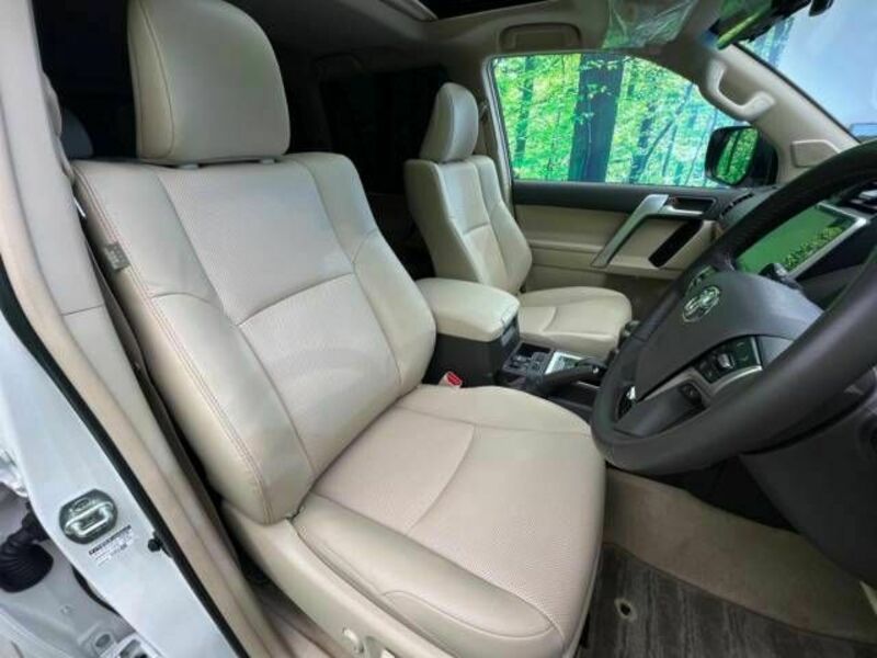 LAND CRUISER PRADO-8