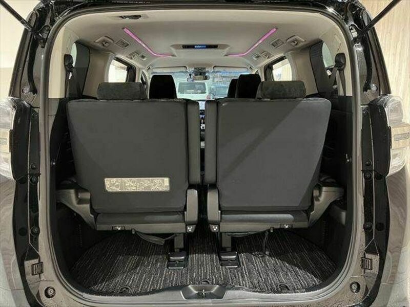 VELLFIRE-9