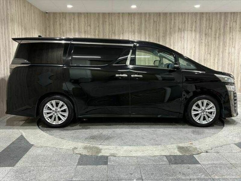 VELLFIRE-16