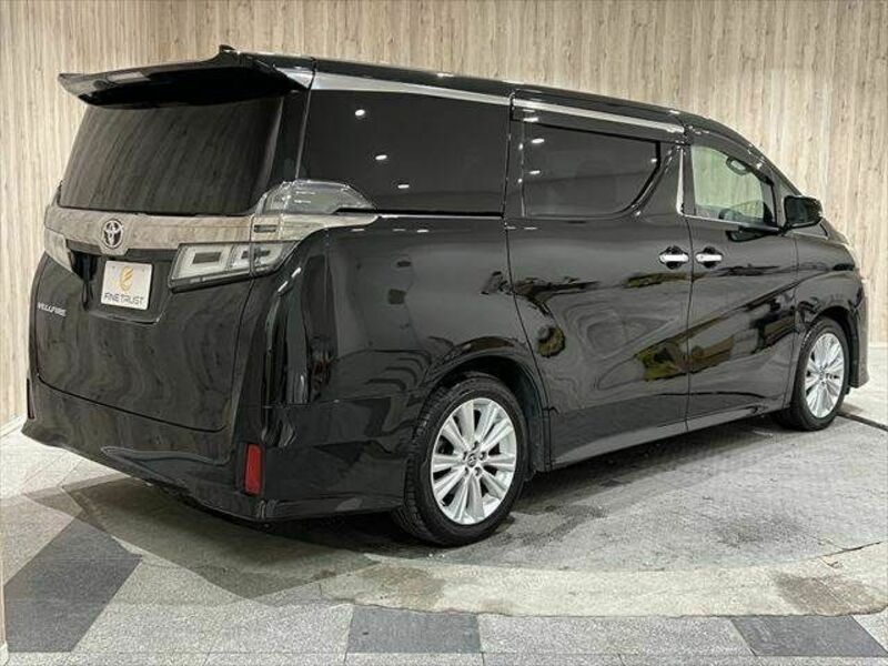 VELLFIRE-17