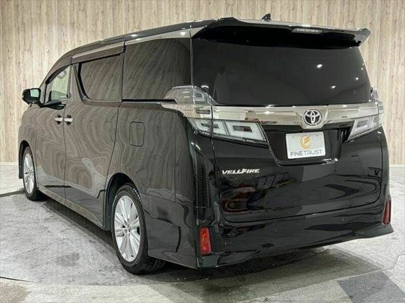 VELLFIRE-19