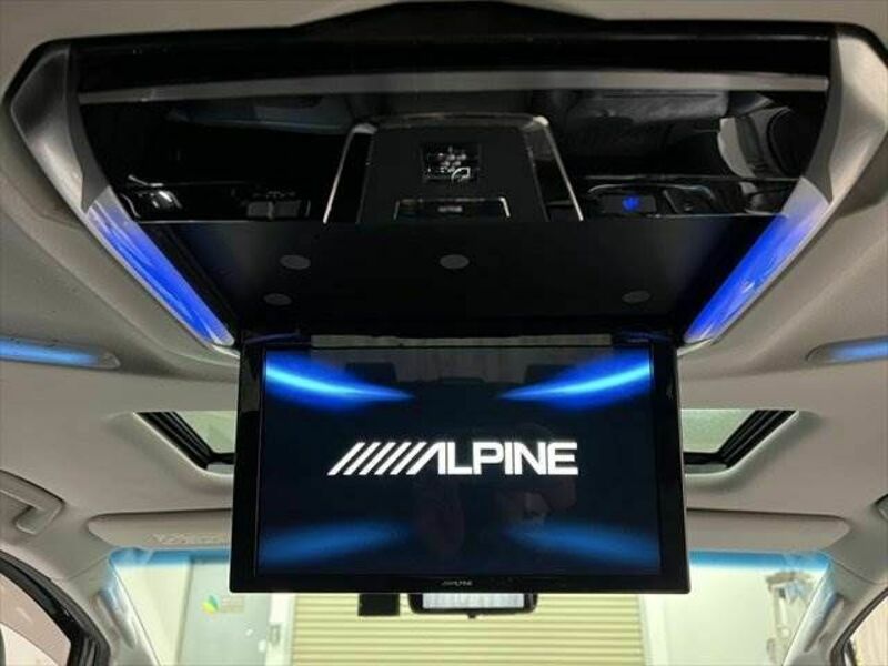VELLFIRE-6