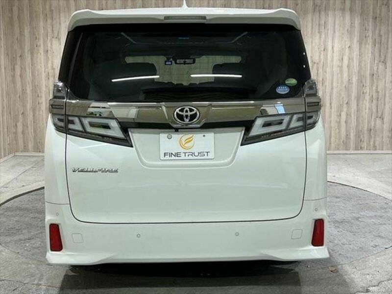 VELLFIRE-21