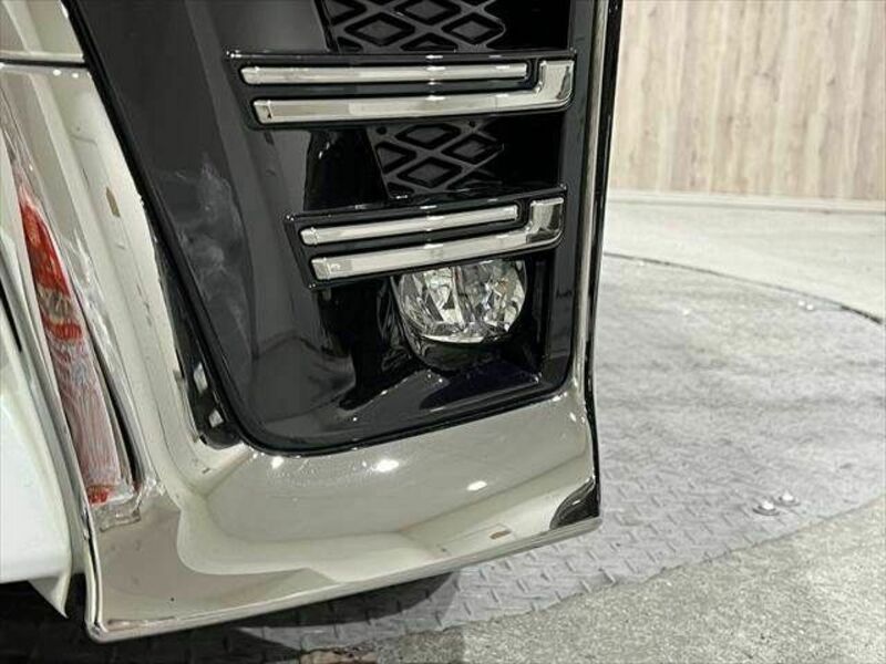 VELLFIRE-27