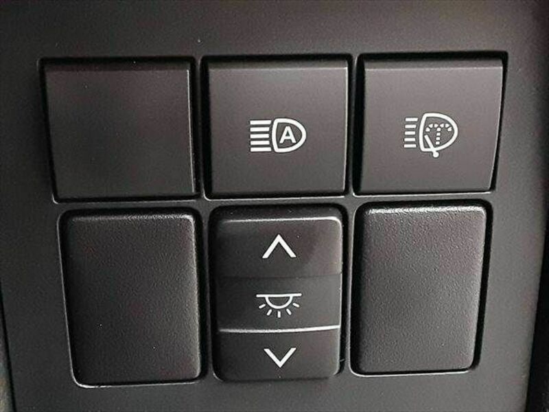 LAND CRUISER PRADO-5