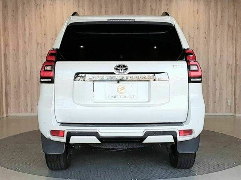 LAND CRUISER PRADO-18