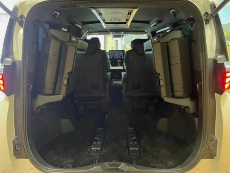 ALPHARD-12