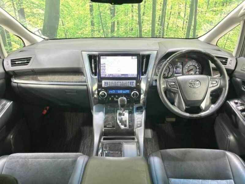 VELLFIRE-1