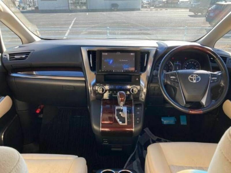 VELLFIRE-1