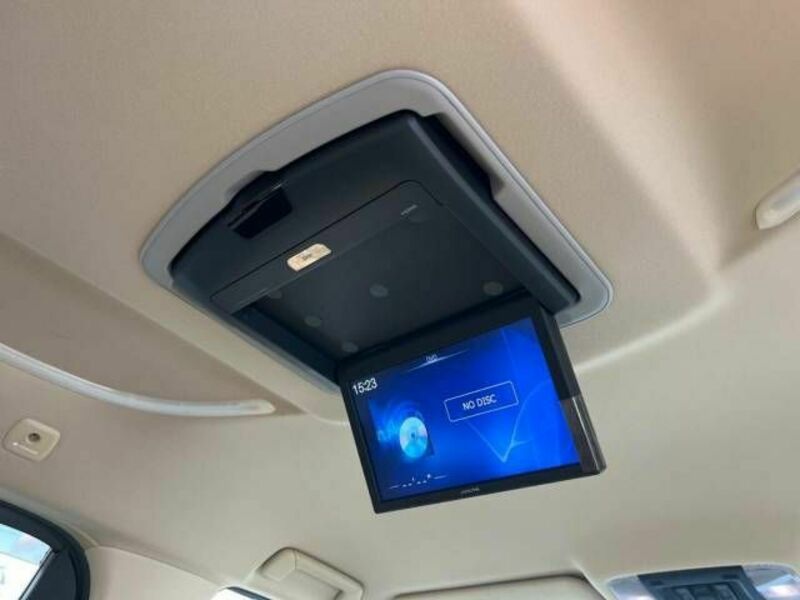 VELLFIRE-3