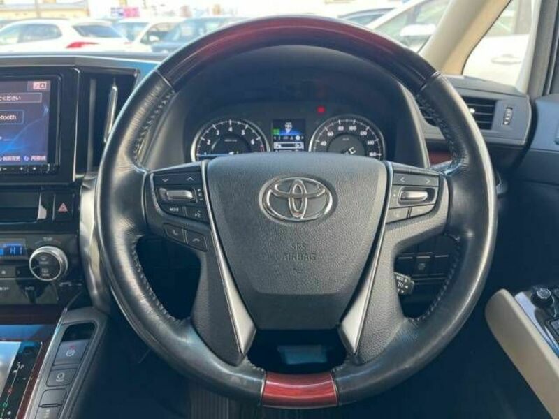 VELLFIRE-12