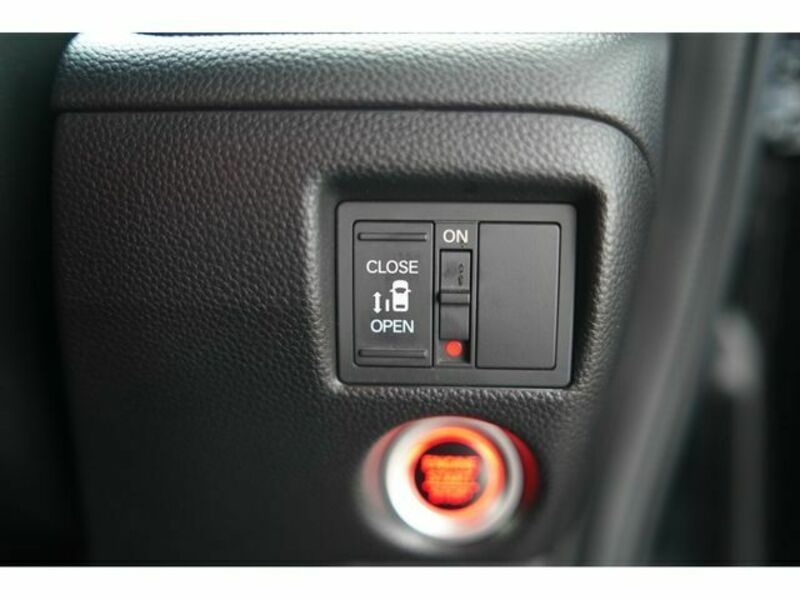 N BOX CUSTOM-23