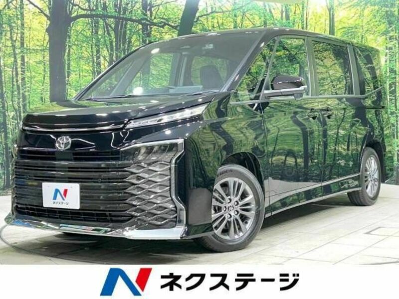 TOYOTA　VOXY