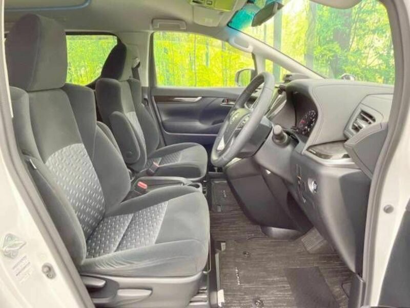 VELLFIRE-6