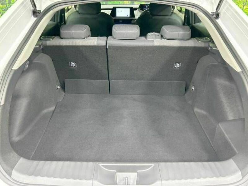 PRIUS-9